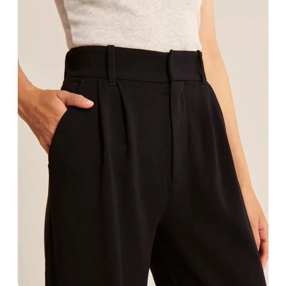 Black Wide-Leg Tailored Pants - Picture 2 of 9